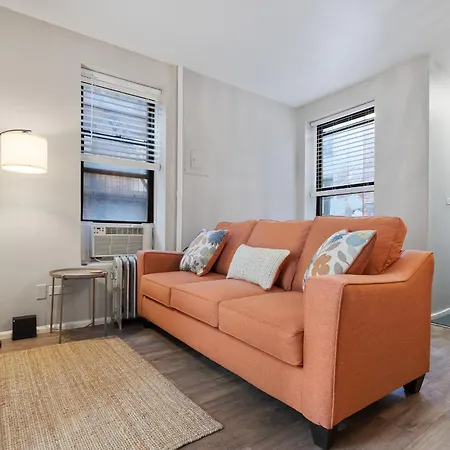 Inspiring Urban Life, Times Square Apartments